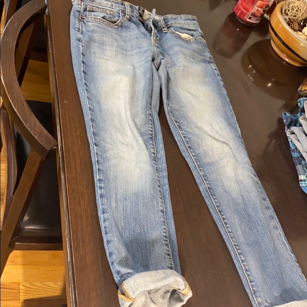 Jeans